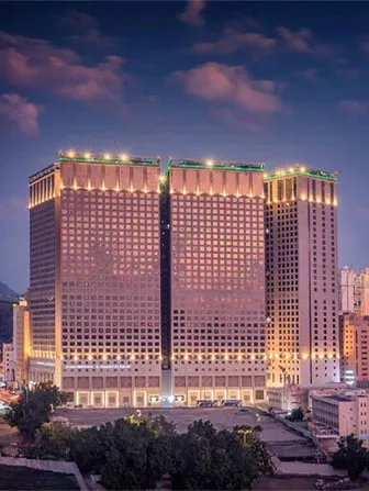 10-nights-4-star-edmonton-umrah-package