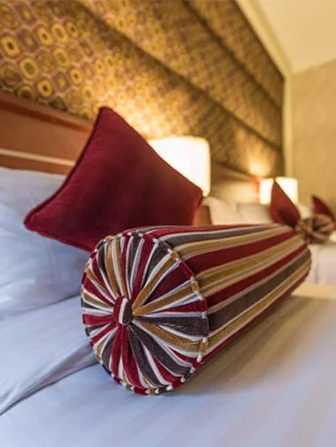 10-nights-4-star-montreal-umrah-packages