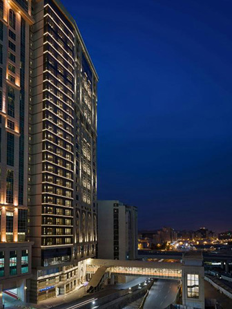 5-nights-5-star-toronto-umrah-packages