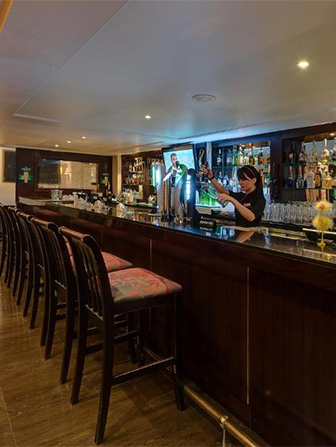 ascot-hotels-bur-dubai